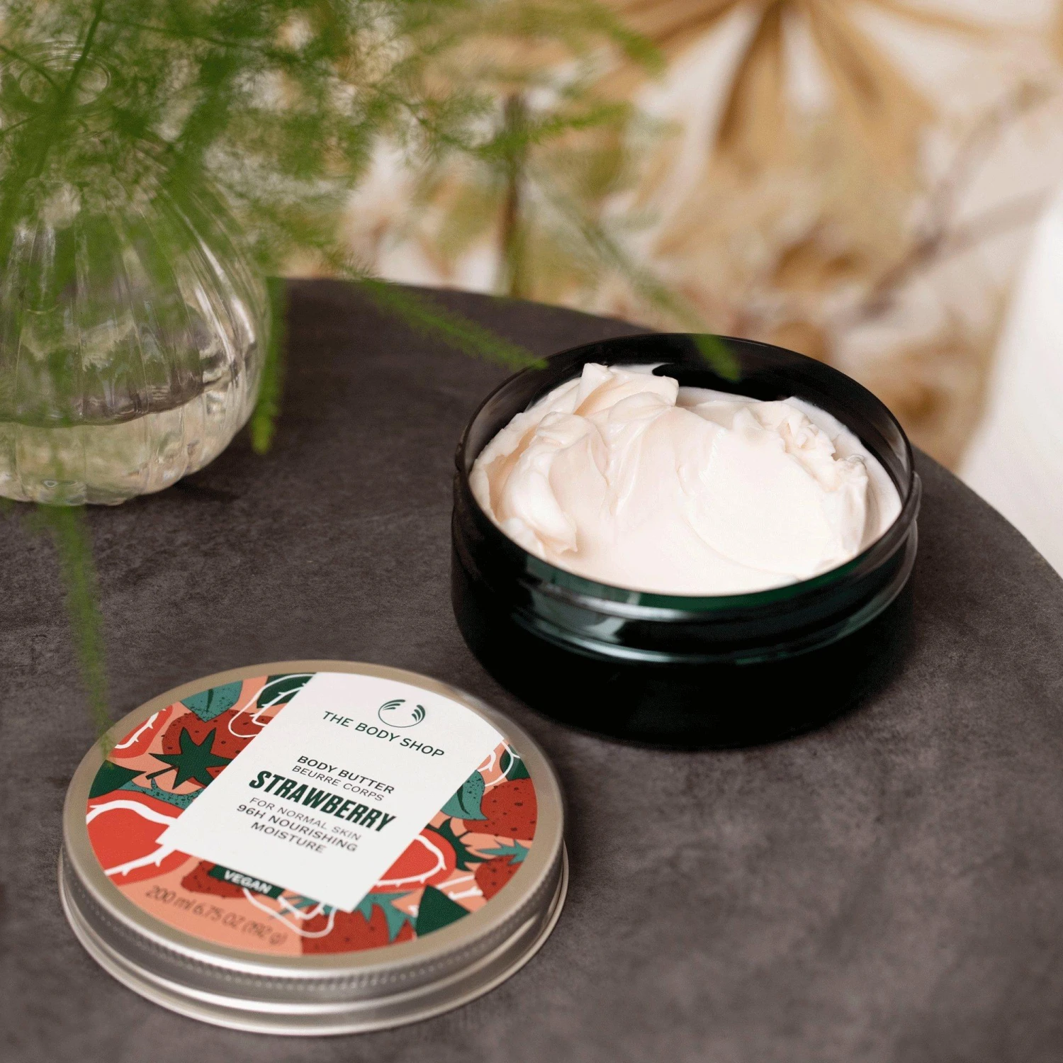 The Body Shop Strawberry Body Butter 4 The Body Shop Strawberry Body Butter - Image 4