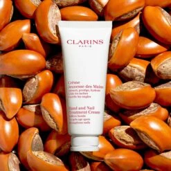 Clarins Hand And Nail Treatment Cream
