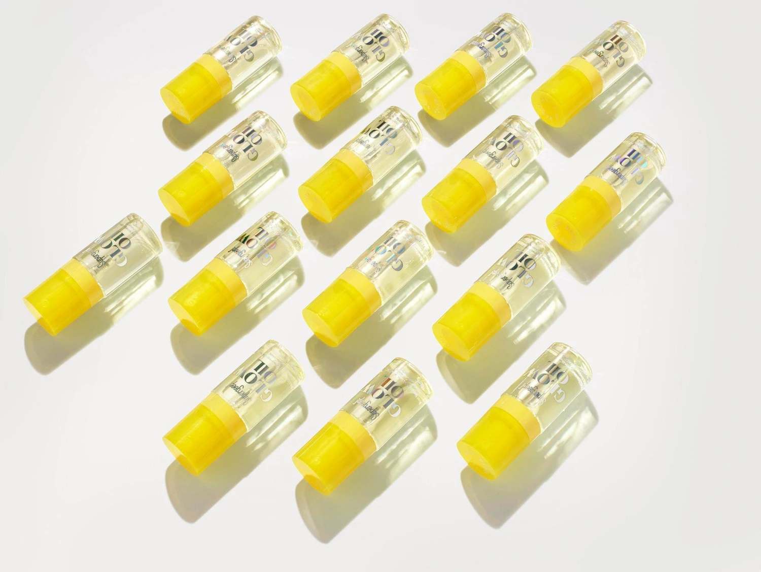 Mini Glow Oil Body Sunscreen SPF 50 PA++++ 2 Mini Glow Oil Body Sunscreen SPF 50 PA++++ - Image 2