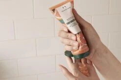 The Body Shop Pink Grapefruit Shower Scrub -Cheap Beaunisa Store 2608202 alt01